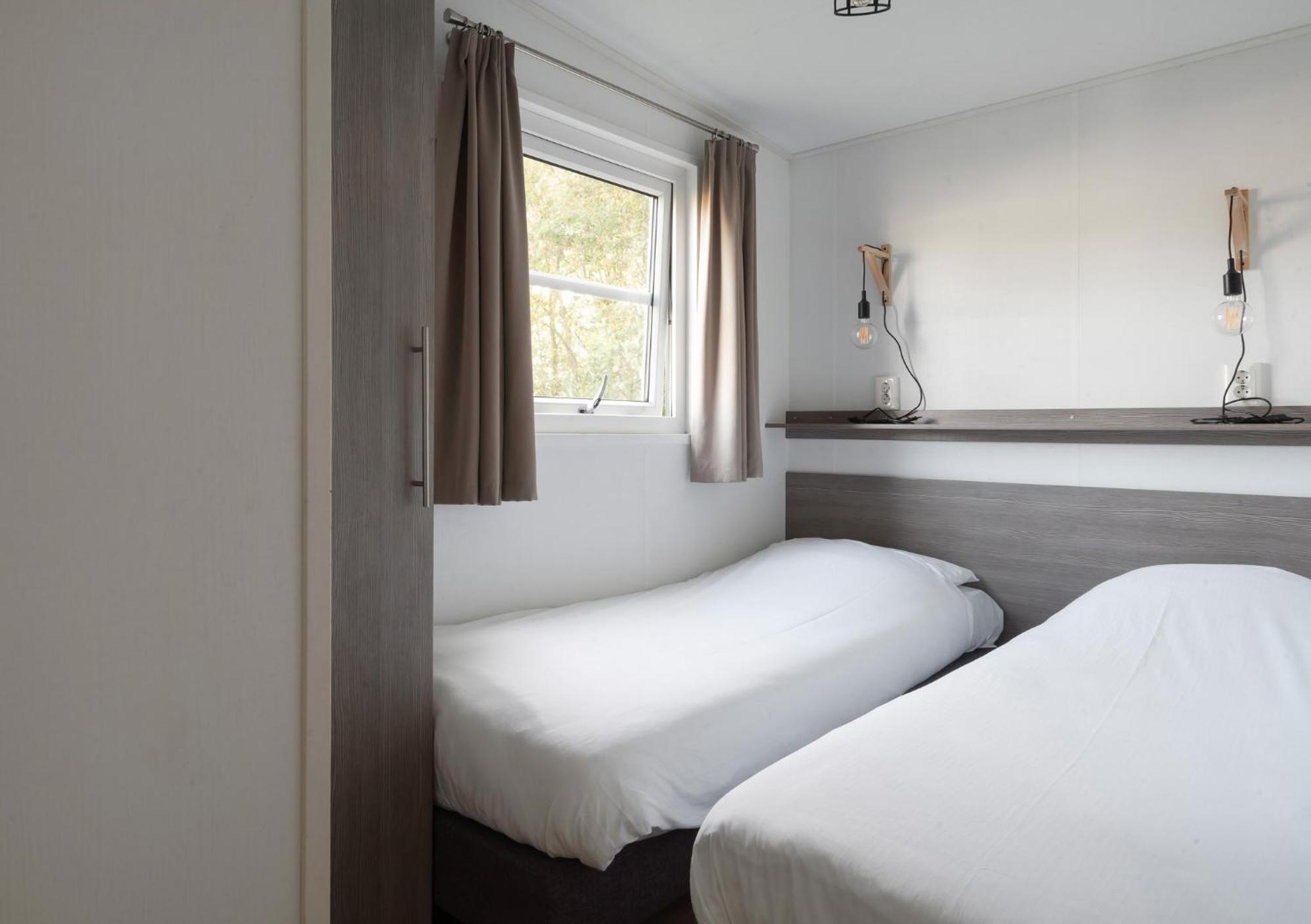 Rcn Vakantiepark De Potten Offingawier 客房 照片